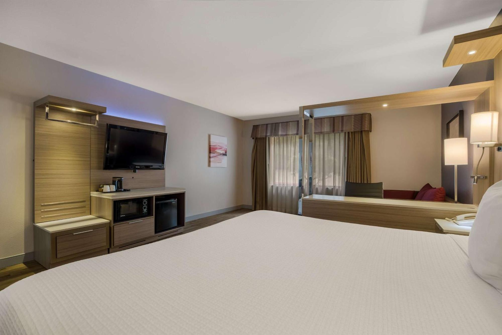 Best Western Diamond Bar Hotel & Suites Buitenkant foto