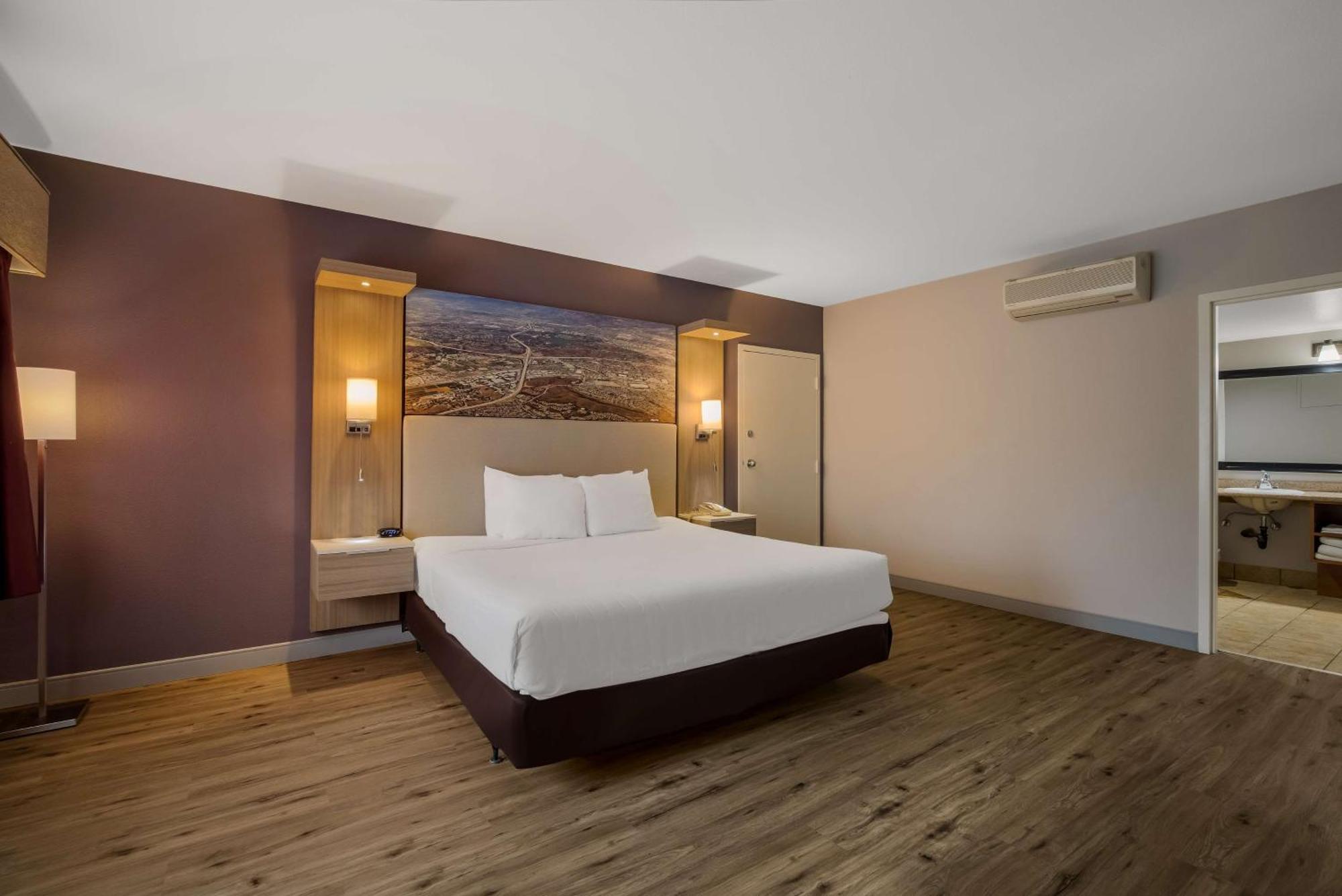 Best Western Diamond Bar Hotel & Suites Buitenkant foto