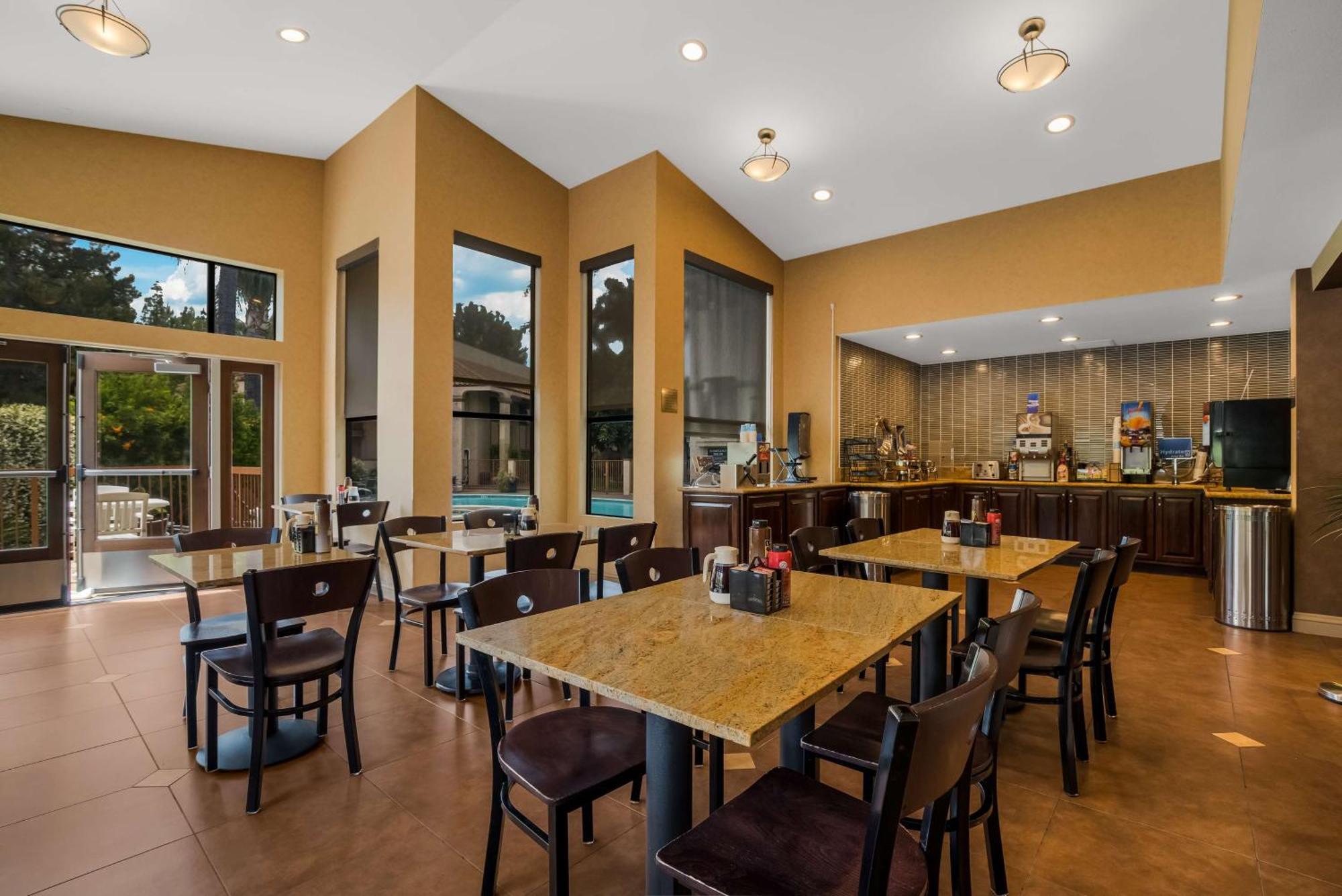 Best Western Diamond Bar Hotel & Suites Buitenkant foto