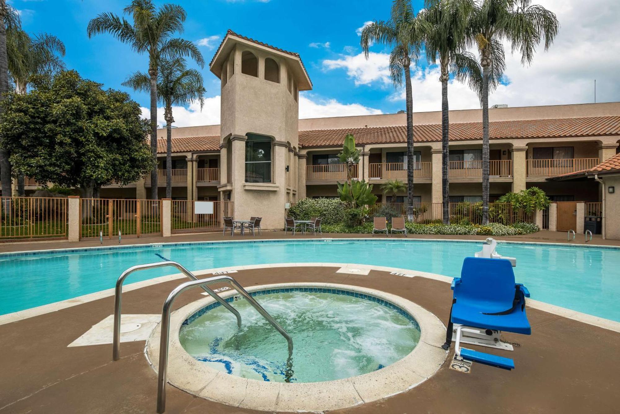 Best Western Diamond Bar Hotel & Suites Buitenkant foto